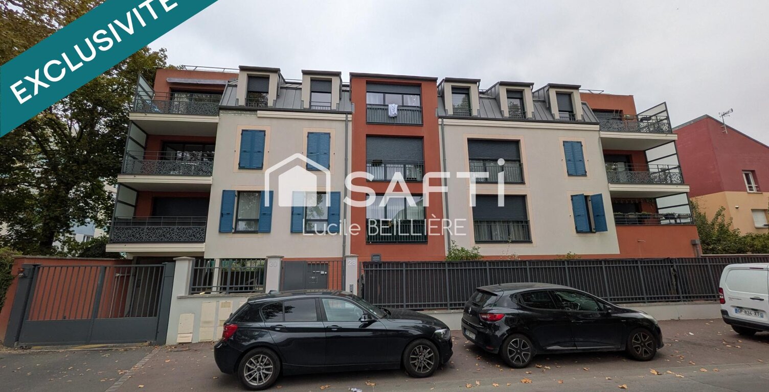A Montfermeil 93370  Appartement de 80M2, T4, 3 chambres, une terrasse de 10m2,  2 PLACES PARKINGS INTERIEURES — photo 1