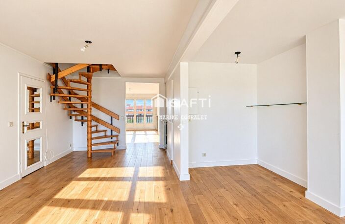 Appartement en duplex de 114 m² au dernier étage — photo 2