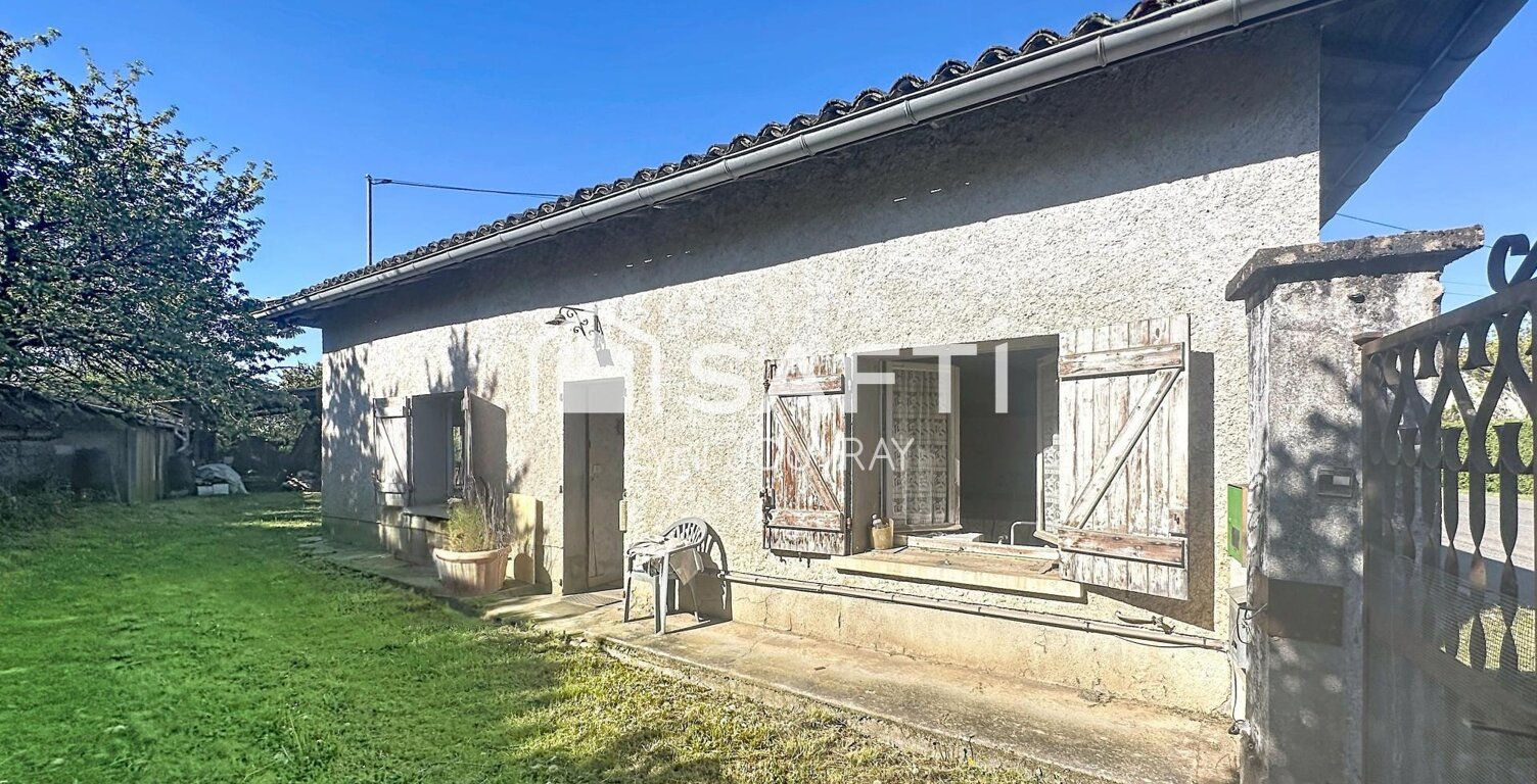 Maison et annexe à rénover à prix abordable sur un terrain d'environ 2000 m² — photo 1