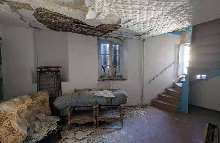 Maison de village à fort potentiel à Marguerittes. — photo 3