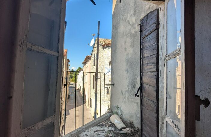 Maison de village à fort potentiel à Marguerittes. — photo 4