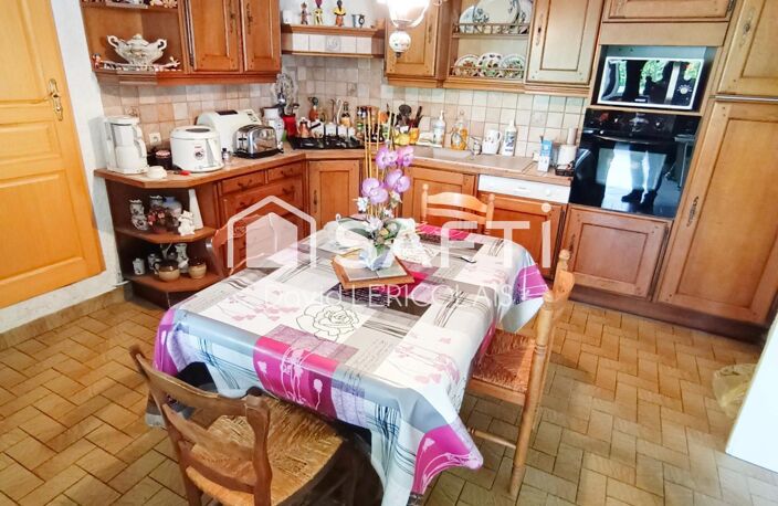 MAGNIFIQUE MAISON EN PIERRES A RAFRAICHIR — photo 5