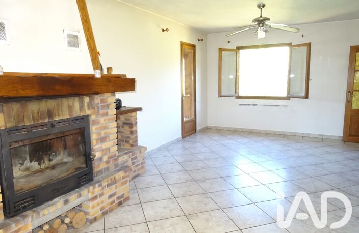 Vente Maison/villa 9 pièces — photo 2