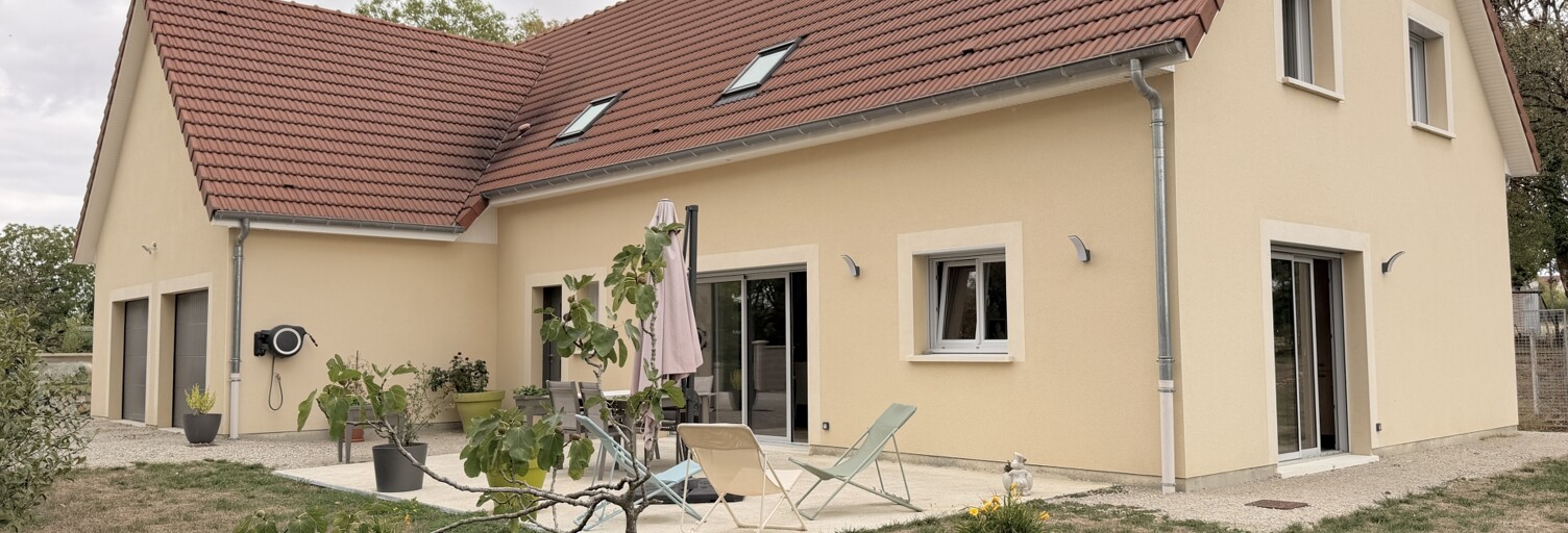 Maison 6 Pièces 177 m² à vendre à Saints-Geosmes (52200)
