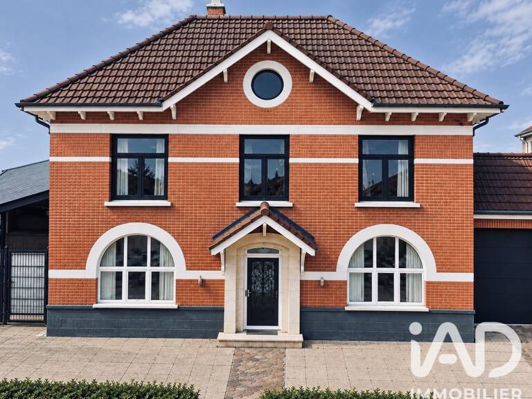 Vente Maison/villa 9 pièces — photo 1