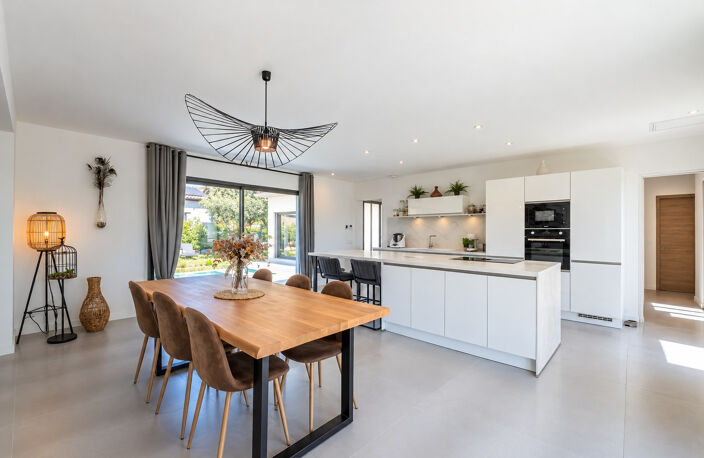 MAISON CONTEMPORAINE   VUE DOMINANTE SUR LA GARRIGUE -20 MIN — photo 4
