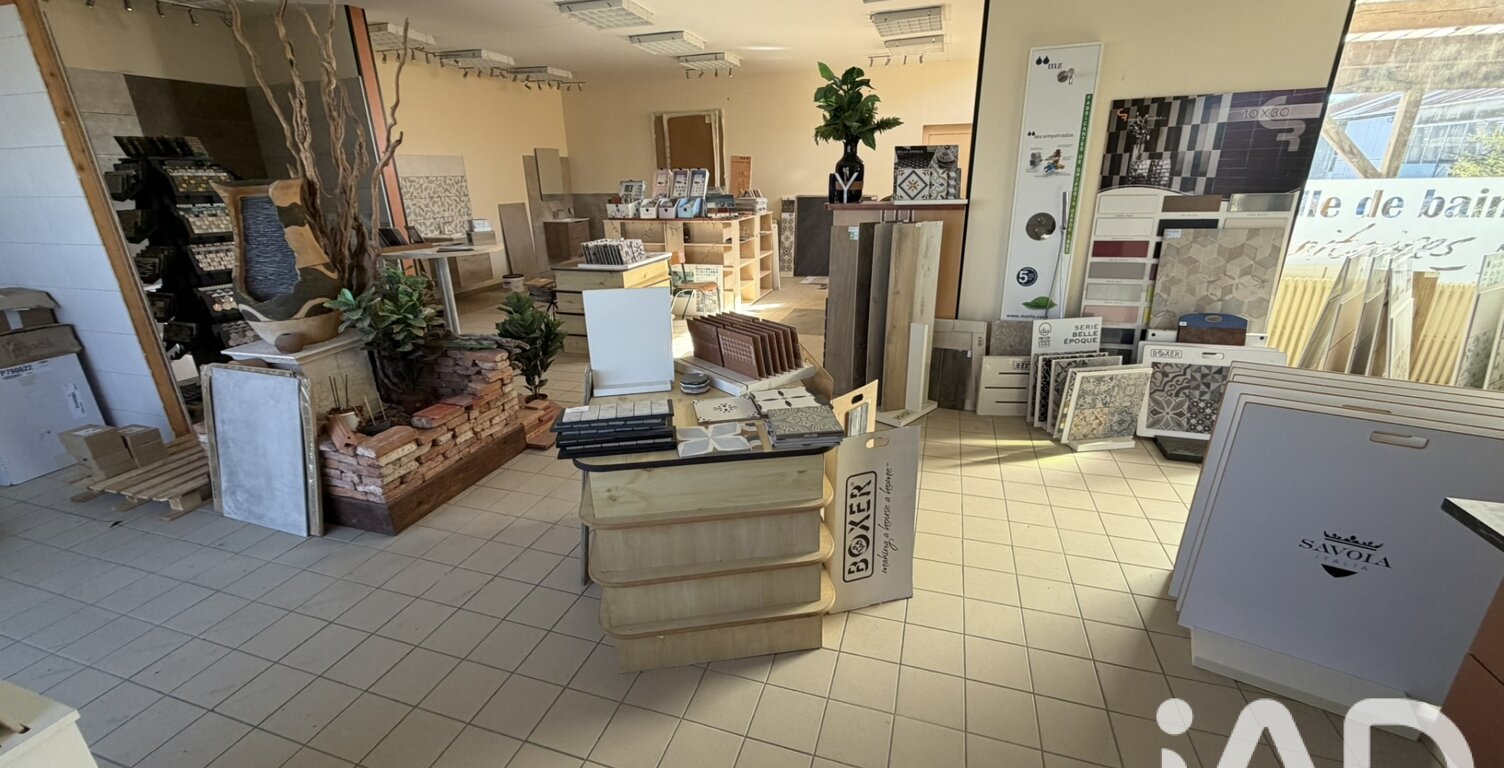 Vente Carrelage, Maçonnerie 1 000 m&sup2; — photo 1