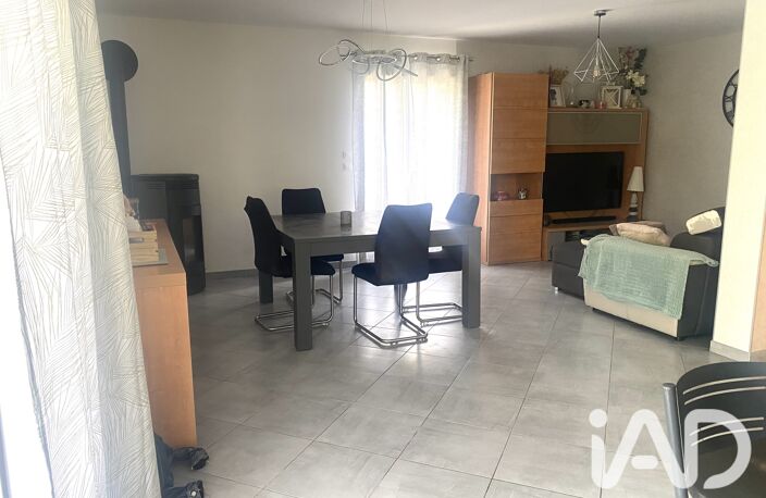 Vente Maison/villa 6 pièces — photo 2