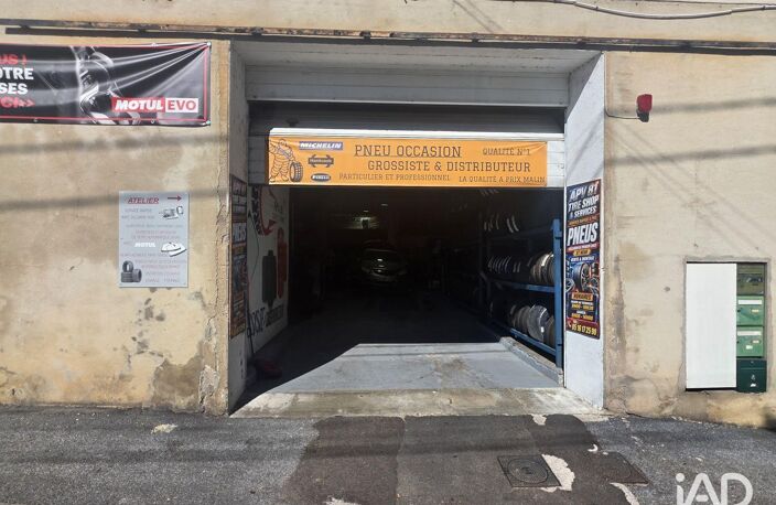 Location Local d'activités 365 m&sup2; — photo 3
