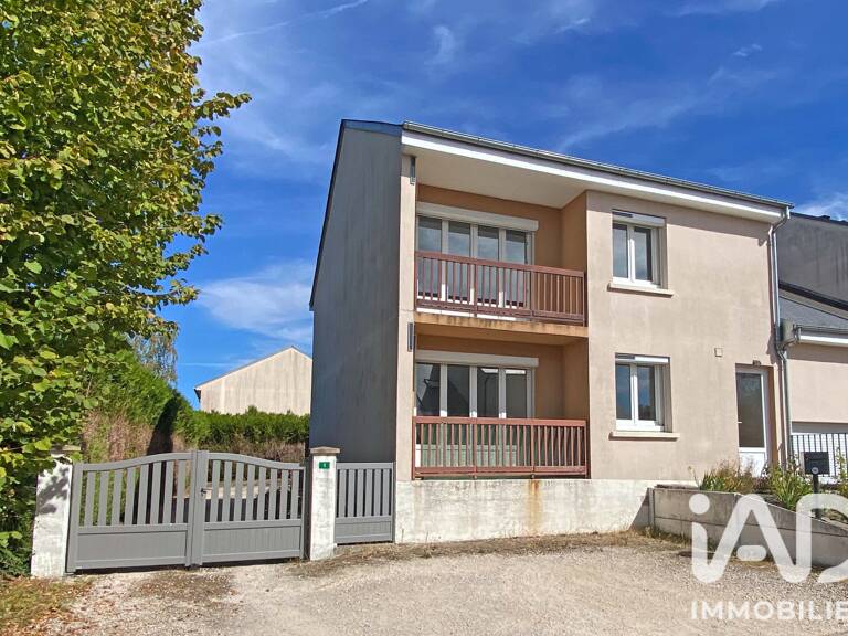 Vente Maison/villa 8 pièces — photo 1