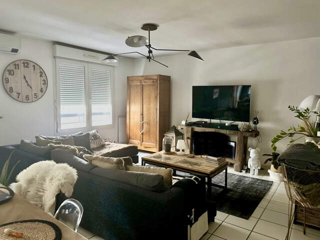 Charpennes - Appartement T3 de 68m2 avec balcon et cave. — photo du bien