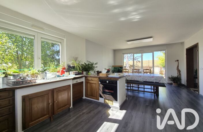 Vente Maison/villa 7 pièces — photo 2