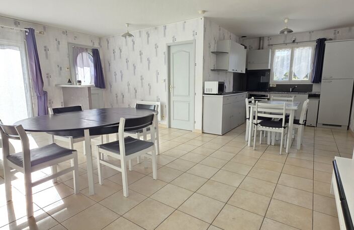Vente Maison/villa 4 pièces — photo 2