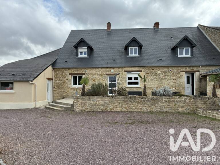 Vente Maison/villa 8 pièces — photo 1