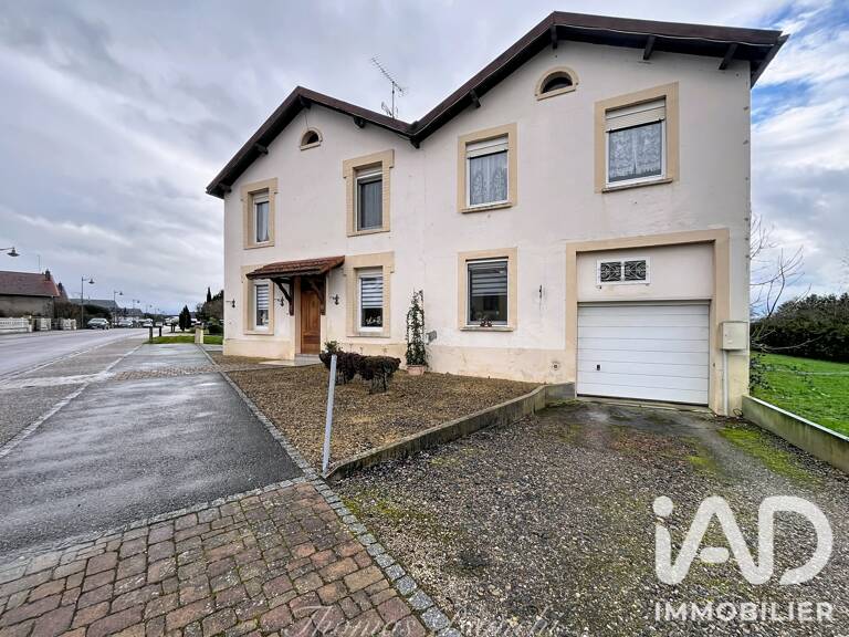 Vente Maison/villa 8 pièces — photo 1