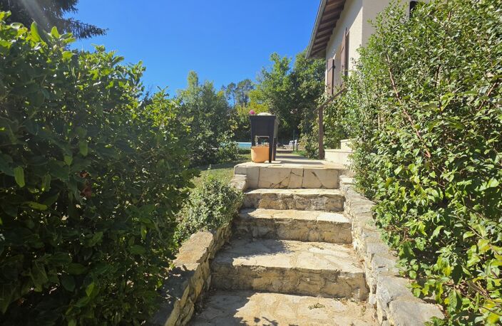Vente Maison/villa 6 pièces — photo 3