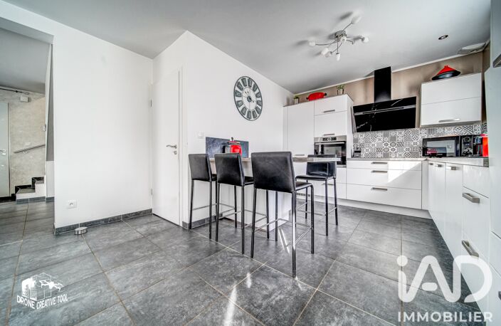 Vente Maison traditionnelle 6 pièces — photo 2