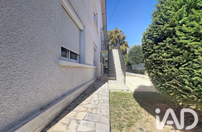 Vente Maison/villa 8 pièces — photo 2