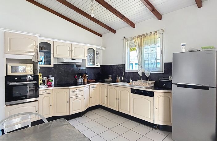 Vente Maison/villa 5 pièces — photo 2