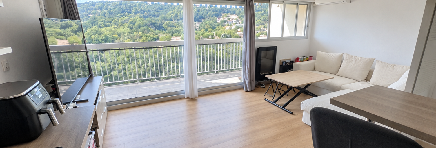 Appartement 2 Pièces 44 m² à vendre à Carros (06510)