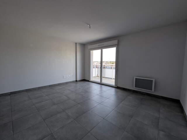 Nîmes, appartement T2 44.63m2  avec terrasse et parking privé — photo du bien