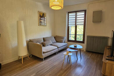 Appartement 2 pièces 700 €