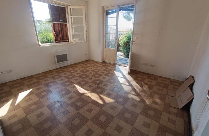SAINT-RAPHAEL- QUARTIER LES PLAINES VILLA  A RENOVER — photo 5