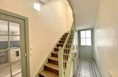 Maison 7 pièces avec extérieur — photo du bien