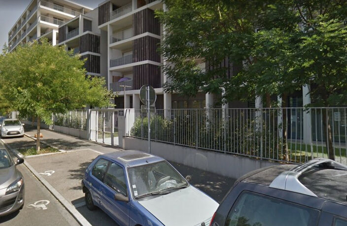 LES ALLEES DE L'EUROPE GARAGE FERME EN SOUS SOL — photo 3