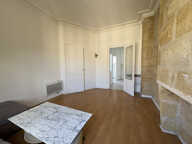 BORDEAUX CENTRE   APPARTEMENT LUMINEUX AVEC CAVE — photo 2