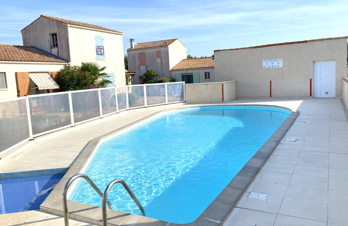 LA PARFAITE — photo 2