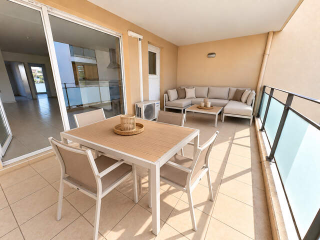 Appartement T3, avec terrasse et garage / proche du centre-v — photo du bien