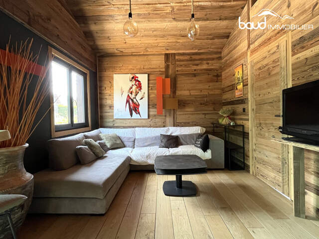 Beau chalet rénové proche centre Villard de Lans — photo du bien