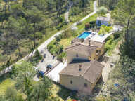 CARNOULES : Propriété T9 200m2 - Terrain 4002m2 - 2 dépendances - piscine - terrasses - double garage 45 m2 — photo 3
