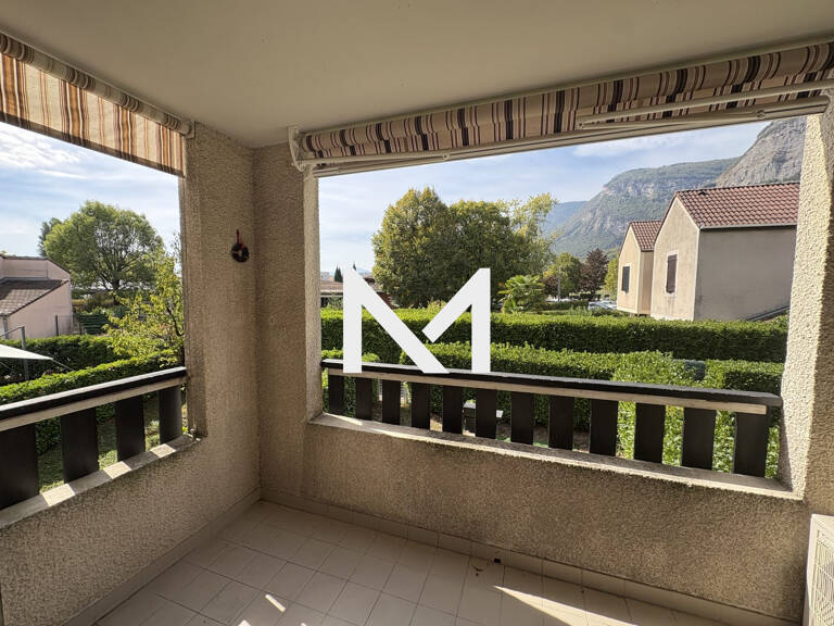 CROLLES - T3 - BALCON - CLIMATISATION - GARAGE — photo 1