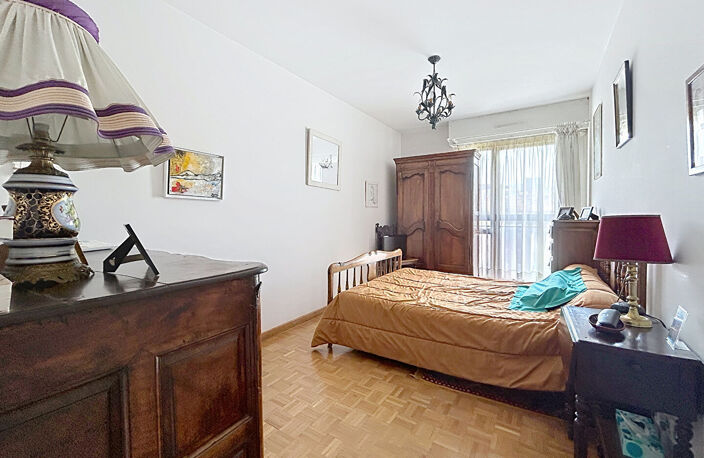 Vends appartement 3 pièces avec balcon, exposé Ouest secteur Castellane — photo 5