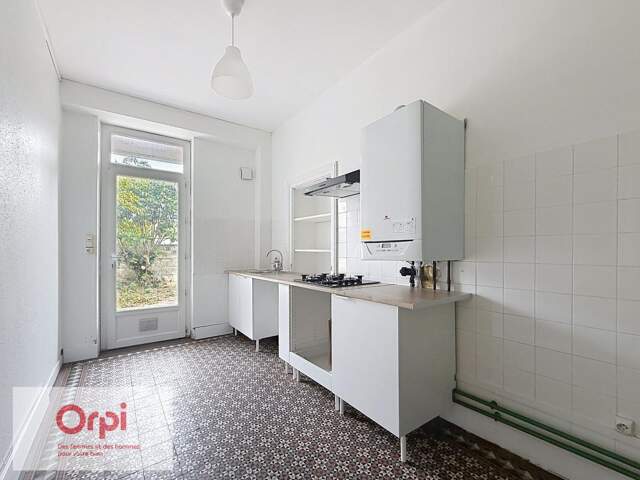 Appartement À Louer — photo du bien