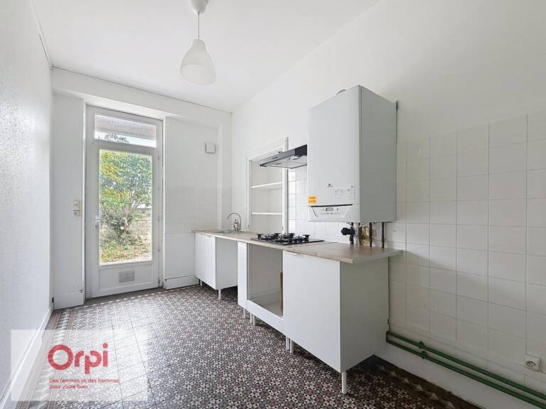 Appartement À Louer — photo 1