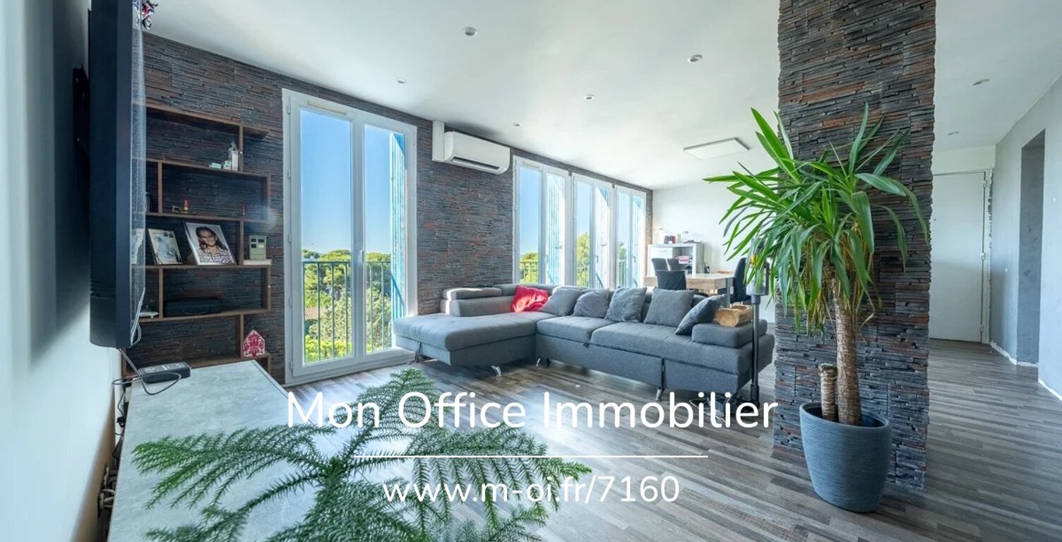 Référence : 7160-MCO. - Appartement 3 pièces dernier étage vue dégagée et mer — photo 1