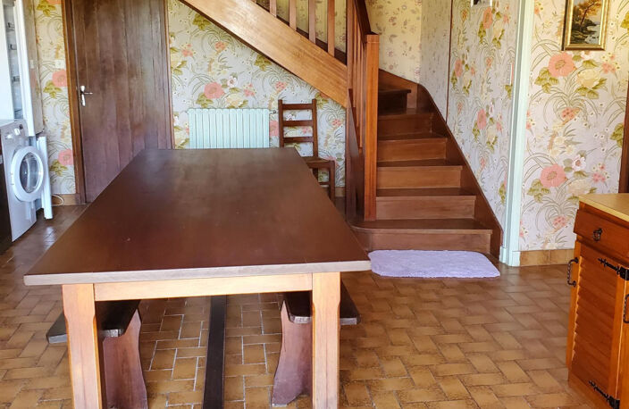 Maison 8 pièces , surface de 197 m2 + Dépendances , située s — photo 3