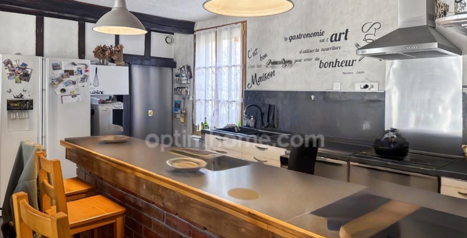 Maison de 150m2 à Rubigny 08220 — photo 1