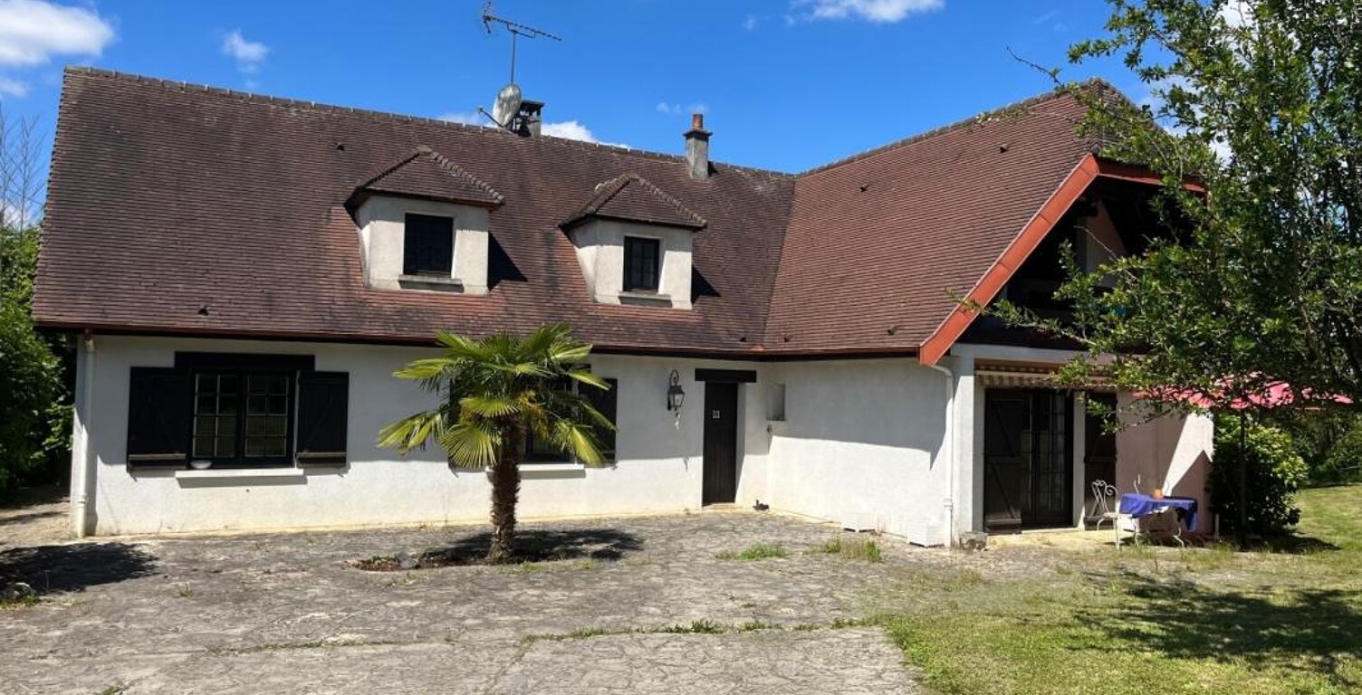 230 M² HABITABLE, GARAGE DE 150 M² ET TERRAIN DE 3735 M² A LA FERTE SOUS JOUARRE — photo 1