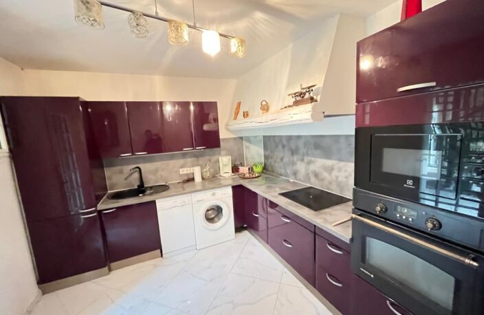 230 M² HABITABLE, GARAGE DE 150 M² ET TERRAIN DE 3735 M² A LA FERTE SOUS JOUARRE — photo 3