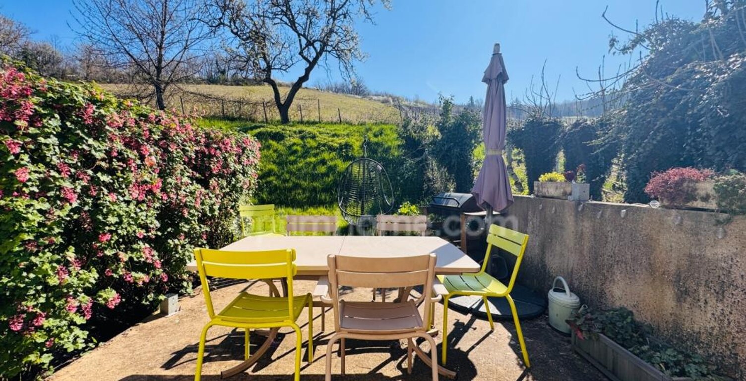 Maison de caractère atypique – 7 pièces avec Terrain  Quincié-en-Beaujolais 69430 — photo 1