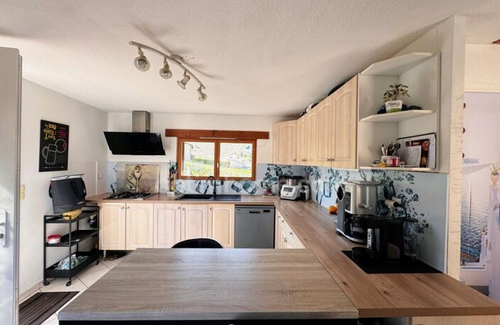Maison de caractère atypique – 7 pièces avec Terrain  Quincié-en-Beaujolais 69430 — photo 4