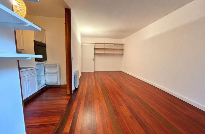 ST MANDE (94) - STUDIO 35 M2 + JARDIN ARBORE PRIVATIF 30 M2 – CALME – PROCHE TRANSPORTS, COMMERCES ET BOIS DE VINCENNES — photo 4
