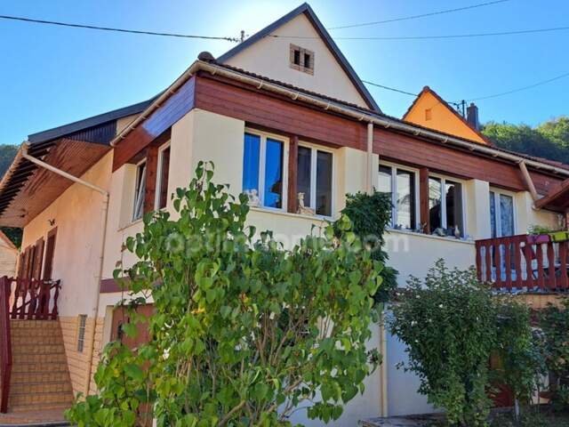 Maison familiale 8 pièces ROSTEIG (67) — photo du bien