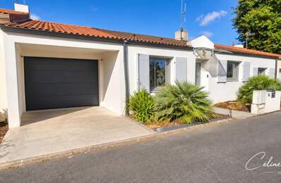   À VENDRE – AIZENAY – MAISON INDIVIDUELLE DE VILLE – 3 CHAMBRES — photo du bien