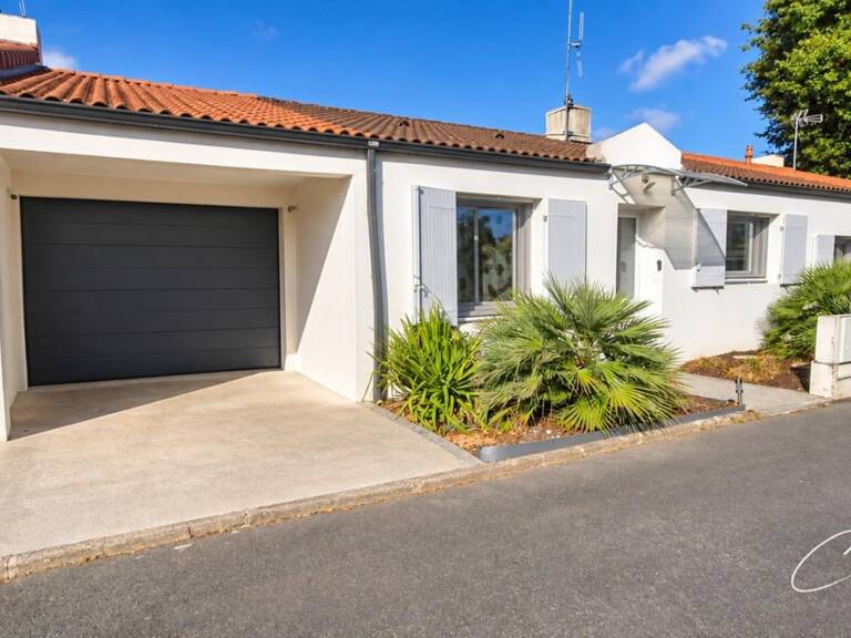   À VENDRE – AIZENAY – MAISON INDIVIDUELLE DE VILLE – 3 CHAMBRES — photo 1