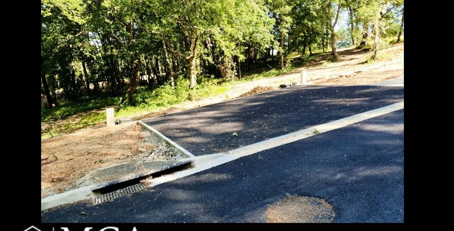 Terrain à bâtir à Audenge (33980) — photo 1